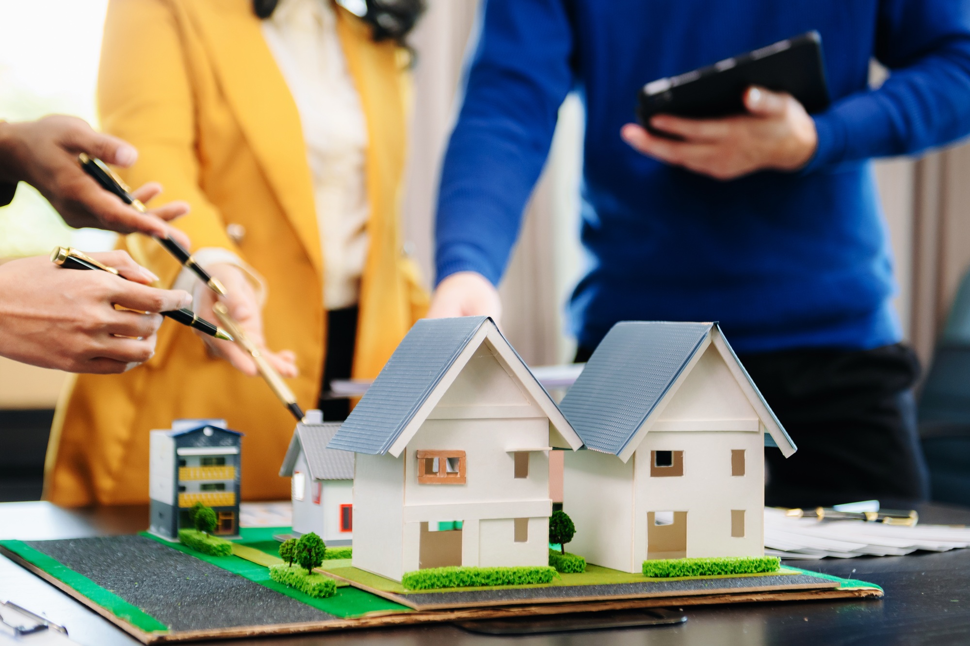 Prévisions des taux immobilier 2025 : Ce que les courtiers en prêt anticipent