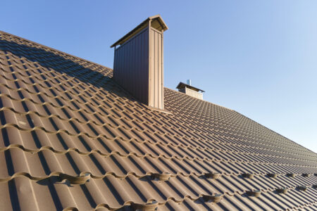 Toiture et immobilier dans l&rsquo;Aube : pourquoi la couverture compte tant pour les propriétaires